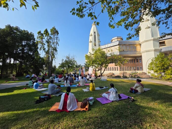 F-Participants-learn-about-yoga_s-history-and-spiritual-roots-at-the-temple_